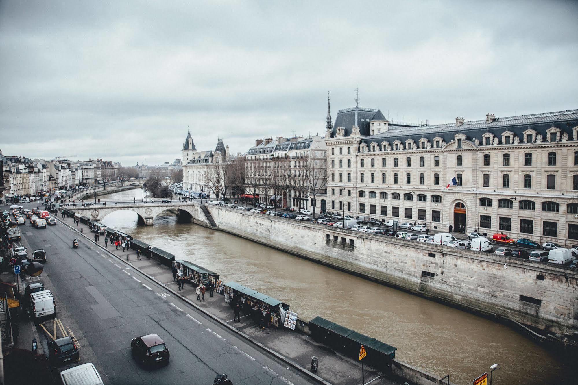 Hotel Le Notre Dame Saint Michel Paris Exterior photo